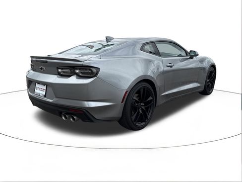 Used 2023 Chevrolet Camaro LT w/ RS Package image 3