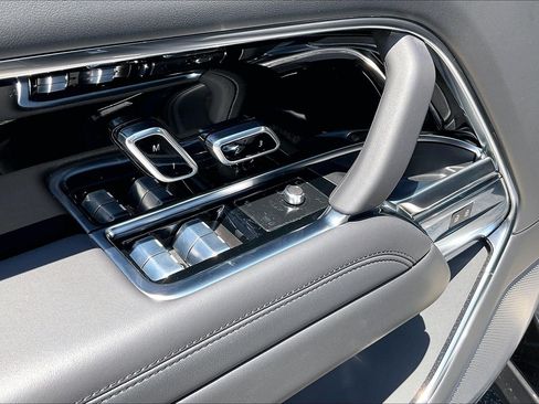 New 2026 Land Rover Range Rover SE AWD/4WD image 25