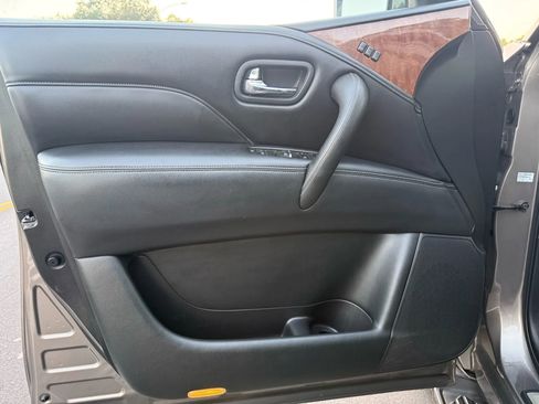 Used 2018 INFINITI QX80 2WD image 9