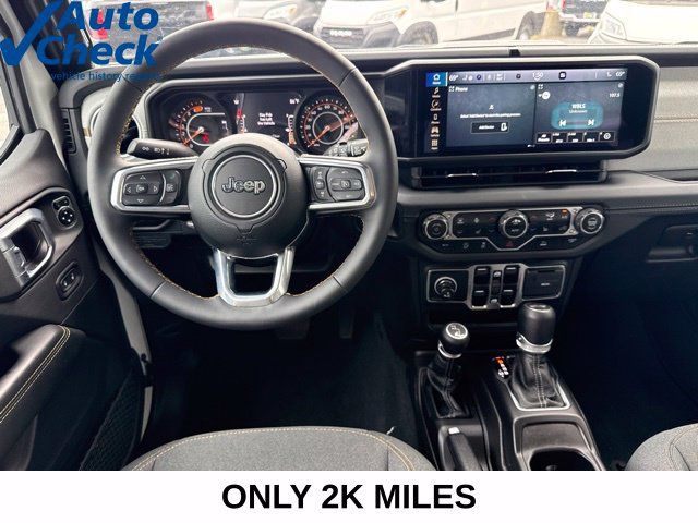 Used 2024 Jeep Wrangler Unlimited Sahara AWD/4WD image 23