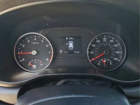 Used 2020 Kia Sportage S image 32