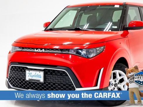 Used 2025 Kia Soul LX w/ LX Technology Package FWD image 2
