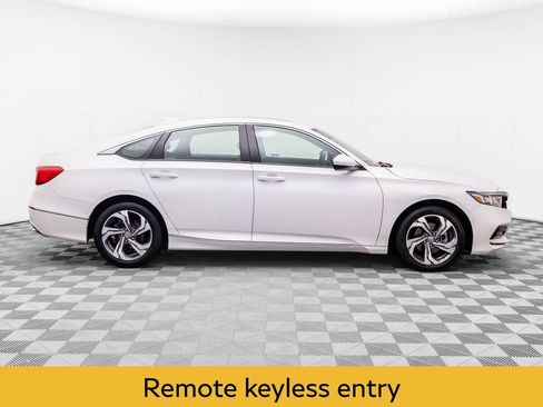 Used 2018 Honda Accord EX image 7