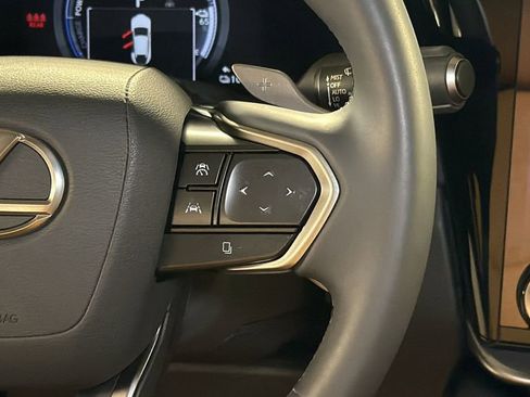 Certified 2025 Lexus RZ 450e image 21