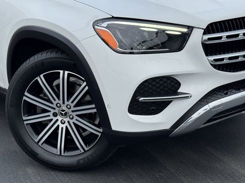 Used 2024 Mercedes-Benz GLE 350 4MATIC image 2