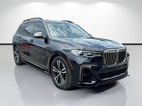 Used 2022 BMW X7 M50i w/ Executive Package AWD/4WD image 1