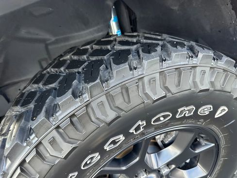 Used 2022 Jeep Wrangler Unlimited Sport image 13