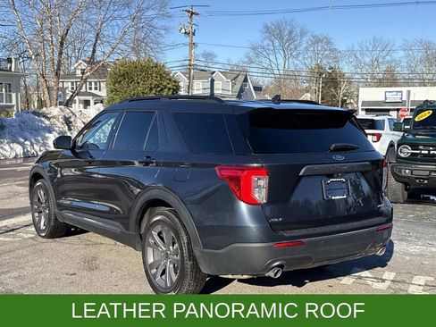 Certified 2022 Ford Explorer XLT w/ Equipment Group 202A AWD/4WD image 3