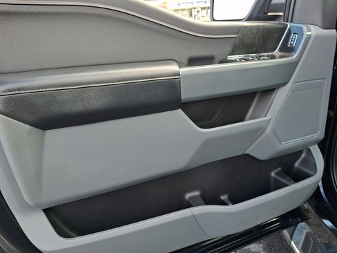 Used 2022 Ford F150 XLT w/ Equipment Group 302A High image 13