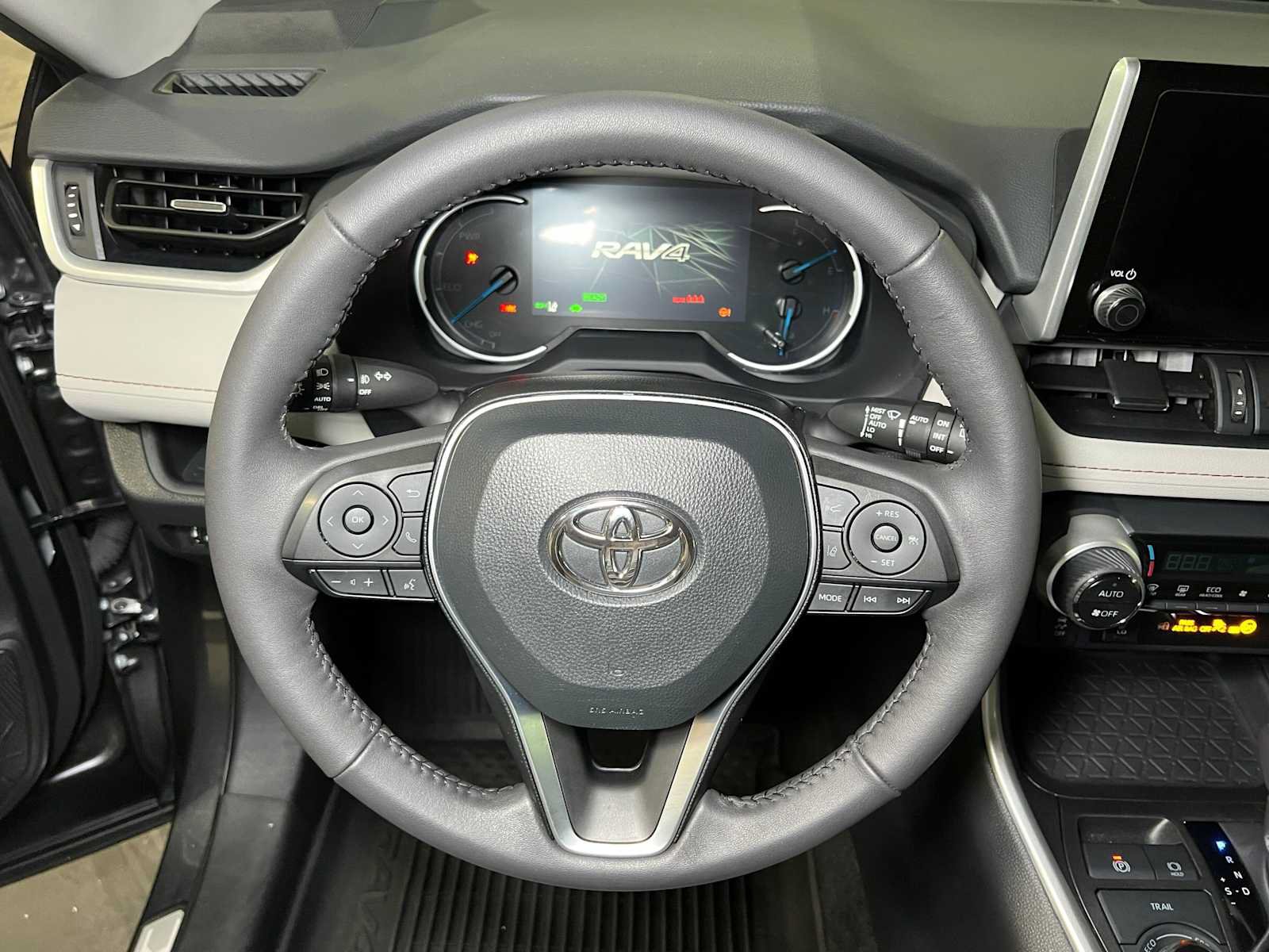 Used 2024 Toyota RAV4 XLE Premium w/ Weather Package AWD/4WD image 28