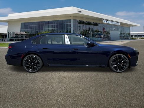 New 2026 BMW 740i RWD image 12