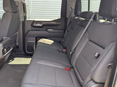 Used 2024 GMC Sierra 1500 Elevation w/ Preferred Package AWD/4WD image 32