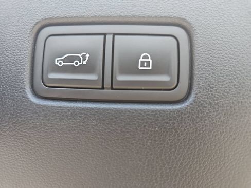 Used 2026 Hyundai Palisade SEL FWD image 13