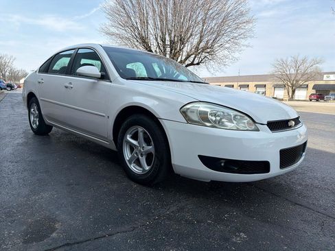 Used 2008 Chevrolet Impala LT w/ Luxury Edition Package image 7