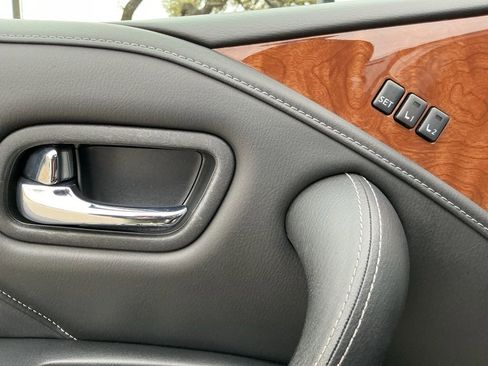 Used 2019 INFINITI QX80 Luxe image 20