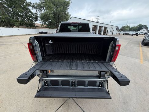 New 2026 GMC Sierra 3500 Denali w/ Denali Reserve Package AWD/4WD image 35