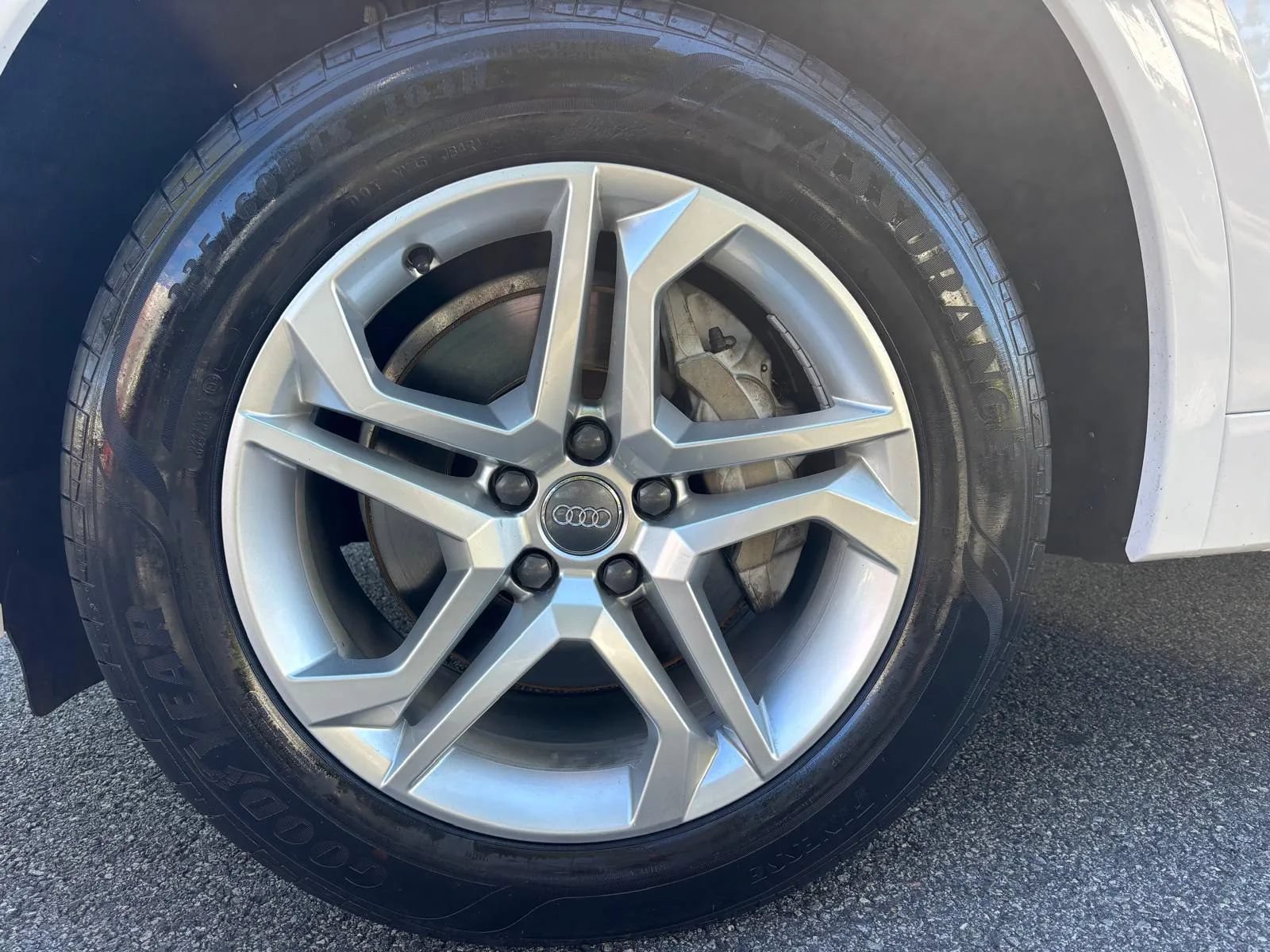 Used 2019 Audi Q5 2.0T Premium w/ Convenience Package AWD/4WD image 35