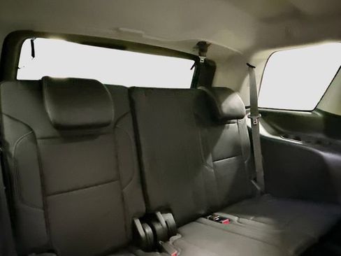 Used 2020 Chevrolet Tahoe Premier image 32