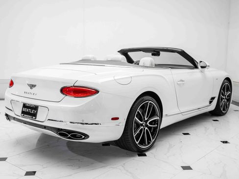 Certified 2022 Bentley Continental GT image 11