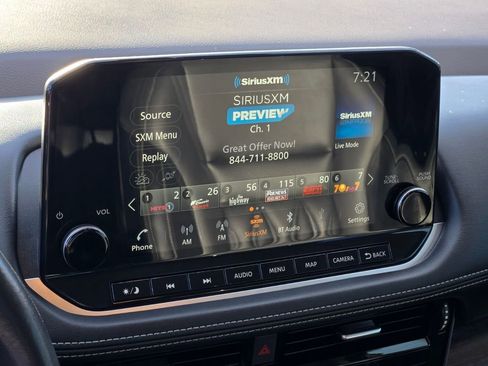 Used 2021 Nissan Rogue Platinum FWD image 19