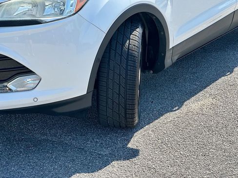 Used 2013 Ford Escape SEL image 25