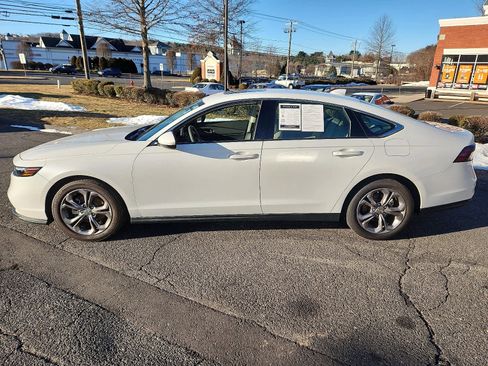 Used 2024 Honda Accord EX image 8