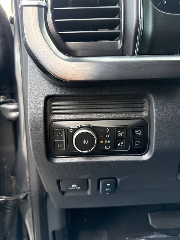 Used 2025 Ford F350 Lariat w/ Camper Package AWD/4WD image 18