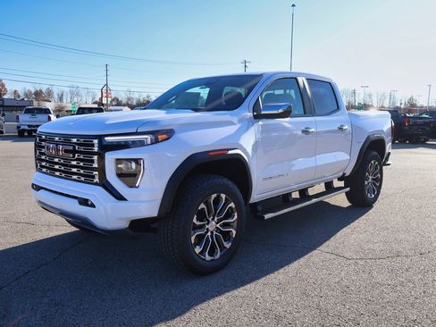 New 2026 GMC Canyon Denali image 27