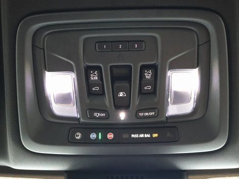 New 2026 GMC Sierra 1500 AT4 w/ AT4 Premium Package AWD/4WD image 34