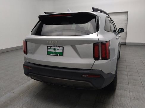 Used 2022 Kia Sorento S image 9