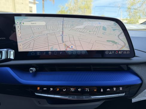 New 2026 Cadillac Optiq Luxury 2 image 21