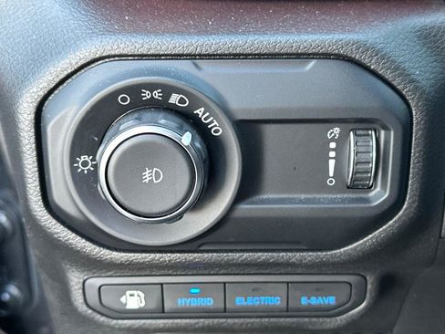 Used 2023 Jeep Wrangler Unlimited Rubicon 4xe image 23