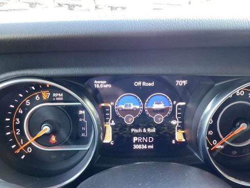 Certified 2023 Jeep Gladiator Overland AWD/4WD image 20