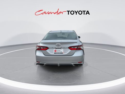 Used 2023 Toyota Camry SE FWD image 7