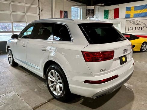Used 2018 Audi Q7 3.0T Premium image 3