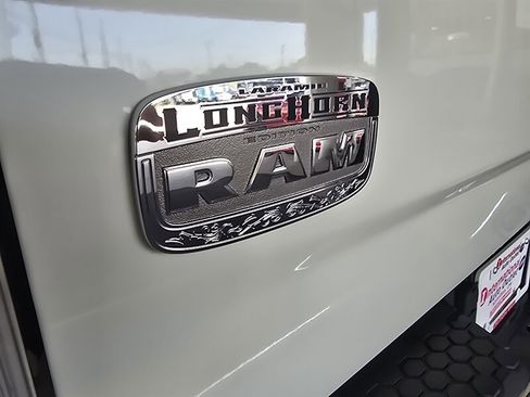 Used 2017 RAM 1500 Laramie Longhorn RWD image 29