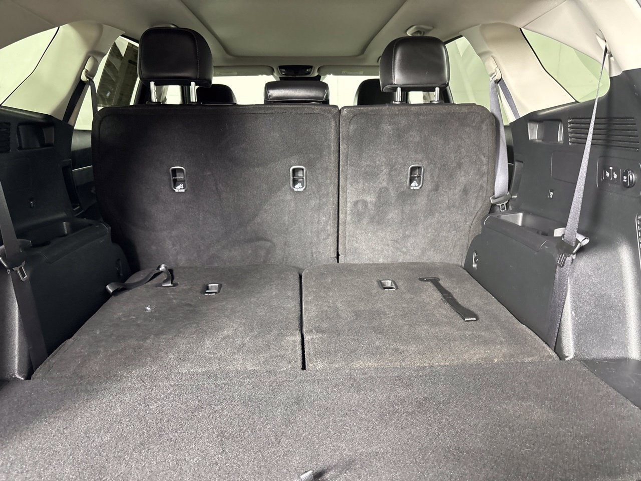 Used 2024 Kia Sorento S w/ Panoramic Sunroof Package FWD image 27