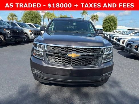 Used 2018 Chevrolet Suburban LT AWD/4WD image 2