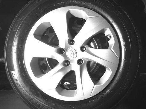 Used 2024 Toyota RAV4 LE image 17