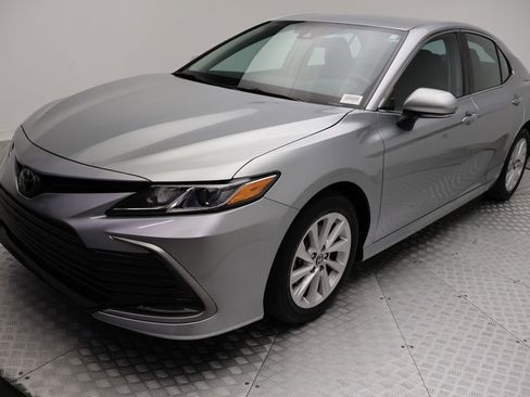 Used 2024 Toyota Camry LE FWD image 2