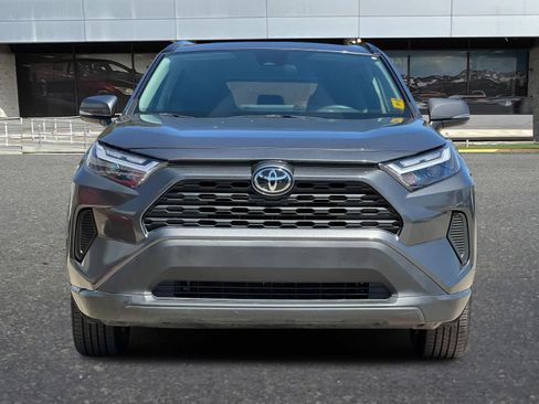 Used 2025 Toyota RAV4 XLE FWD image 11