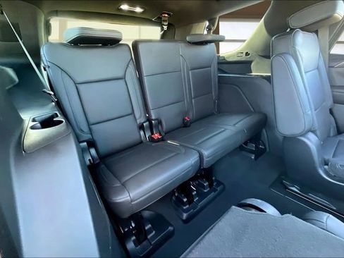 Used 2022 Chevrolet Tahoe LT w/ LT Signature Plus Package image 28