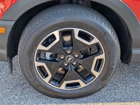 Used 2023 Ford Bronco Sport Outer Banks w/ Tech Package image 13