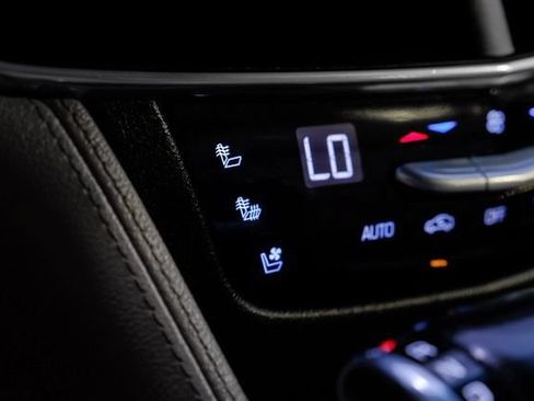 Used 2016 Cadillac CT6 Luxury AWD/4WD image 32