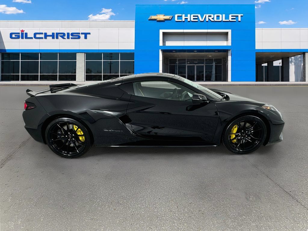 New 2027 Chevrolet Corvette Grand Sport w/ Z52 Sport Performance Package RWD image 9