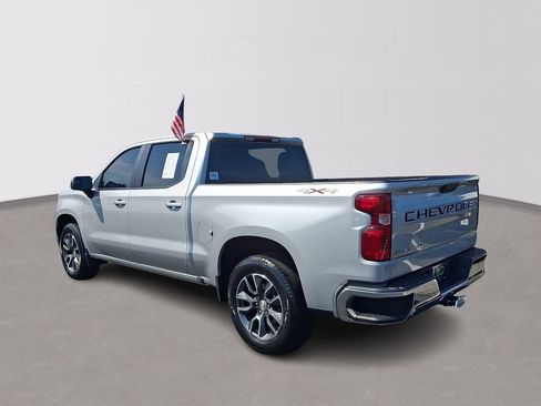 Certified 2022 Chevrolet Silverado 1500 LT AWD/4WD image 4