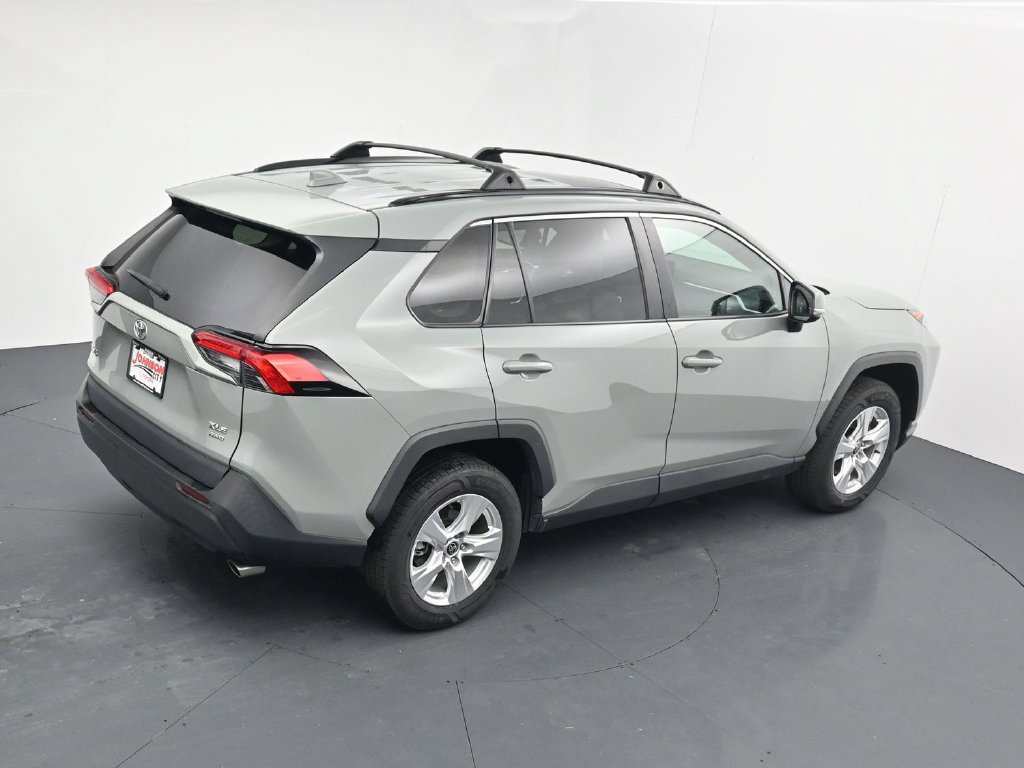 Used 2021 Toyota RAV4 XLE w/ Convenience Package AWD/4WD image 30