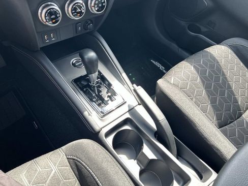 New 2026 Mitsubishi Outlander Sport ES image 21