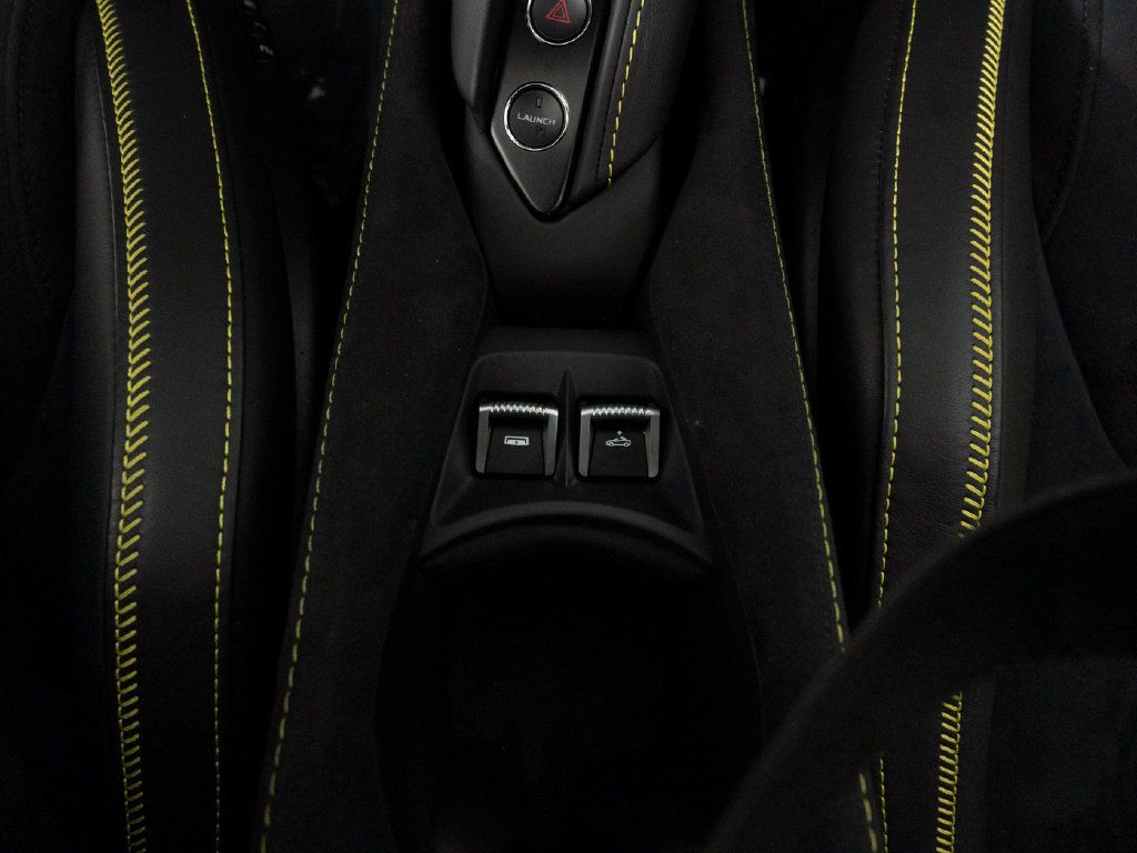 Used 2020 McLaren 720S Performance RWD image 21