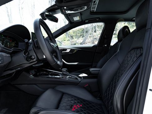 Used 2021 Audi S4 Premium Plus w/ Premium Plus Package image 25